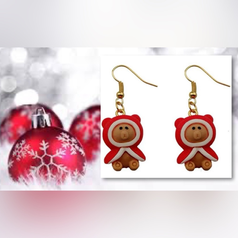 $1 CHRISTMAS PIG DANGLE EARRINGS. NEW. $1 WITH ANY $10 ORDER OR MORE